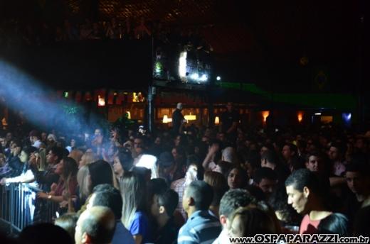 Humberto e Ronaldo no palco da Estância Nativa Sertaneja