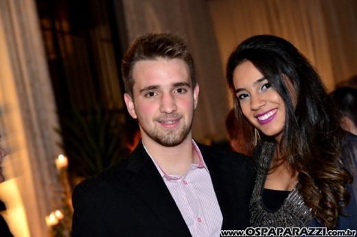 Carolina Sawaya ganha big festa de 15 anos no Interative Hall