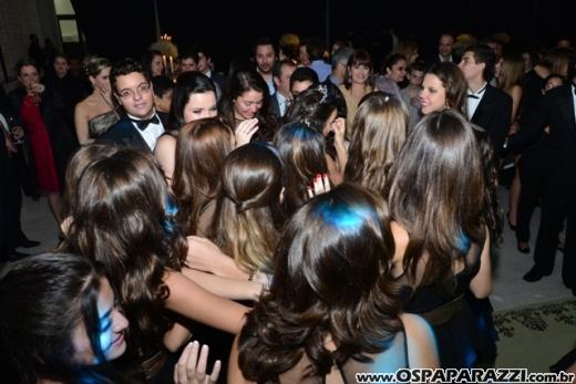 Carolina Sawaya ganha big festa de 15 anos no Interative Hall