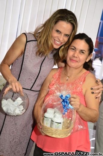 Comemoração dupla marca aniversário da Farmácia Vivace