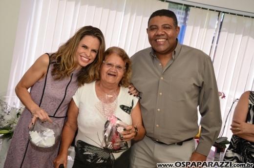 Comemoração dupla marca aniversário da Farmácia Vivace