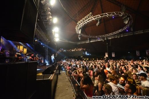 Michel Teló está de volta ao palco da Estância Nativa Sertaneja em Caçapava