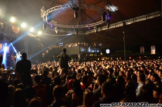 Michel Teló está de volta ao palco da Estância Nativa Sertaneja em Caçapava