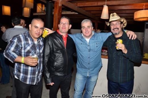 Michel Teló está de volta ao palco da Estância Nativa Sertaneja em Caçapava