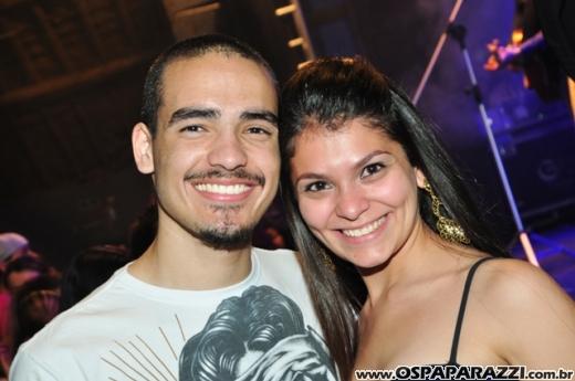 Anitta canta e dança para fãs do Vale do Paraíba - SP