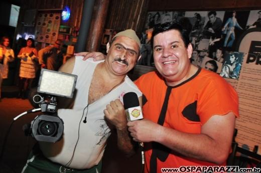 Dodô Minas comemora aniversário promovendo Mega Balada Retrô Fantasia