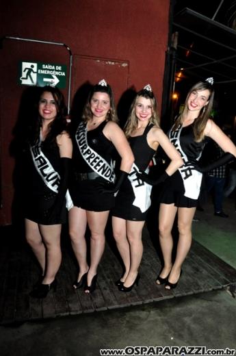 Dodô Minas comemora aniversário promovendo Mega Balada Retrô Fantasia
