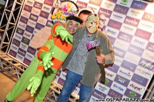 Dodô Minas comemora aniversário promovendo Mega Balada Retrô Fantasia