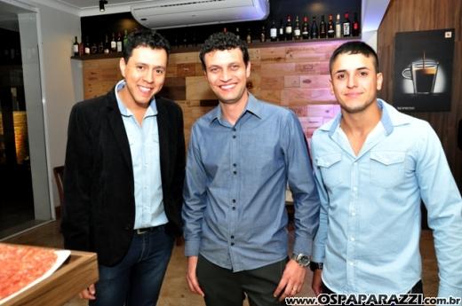 Amicci dal Vino al Caffe inaugura na Avenida Anchieta