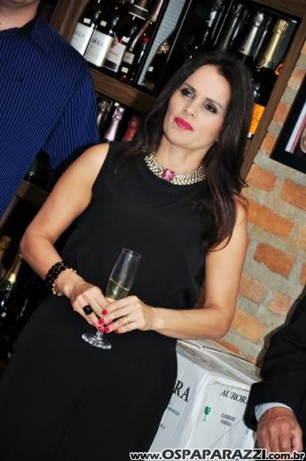 Amicci dal Vino al Caffe inaugura na Avenida Anchieta