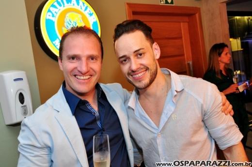 Amicci dal Vino al Caffe inaugura na Avenida Anchieta