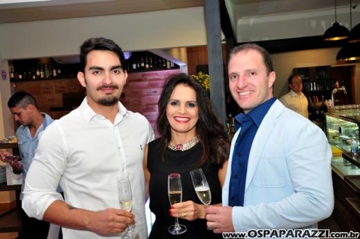 Amicci dal Vino al Caffe inaugura na Avenida Anchieta