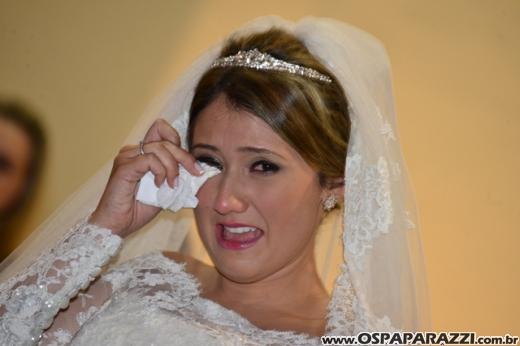 Taís Bento e Sérgio Angélico fazem casamento de novela em SJCampos