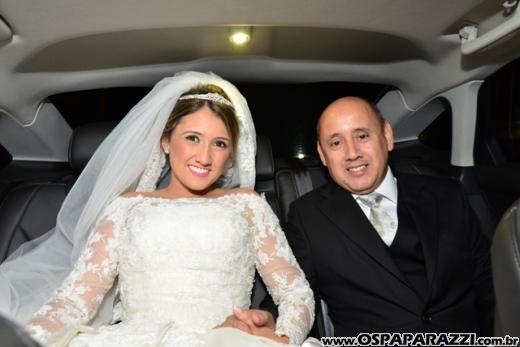 Taís Bento e Sérgio Angélico fazem casamento de novela em SJCampos