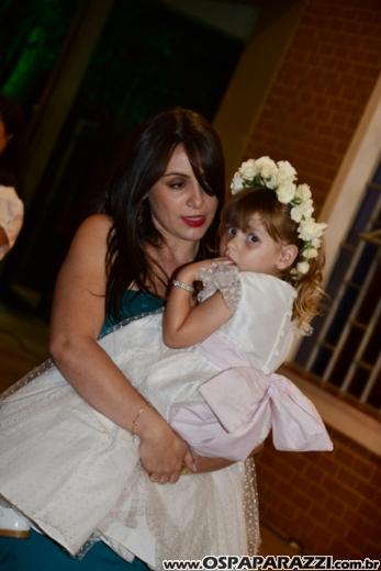 Taís Bento e Sérgio Angélico fazem casamento de novela em SJCampos