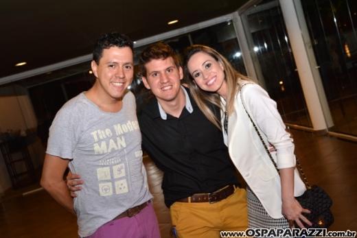 Carmem e Bruno Alvim comemoram 25 anos do Grupo Teaser