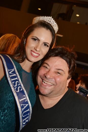 Carmem e Bruno Alvim comemoram 25 anos do Grupo Teaser