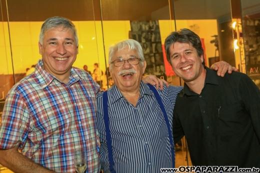 Carmem e Bruno Alvim comemoram 25 anos do Grupo Teaser