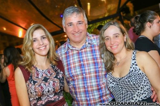 Carmem e Bruno Alvim comemoram 25 anos do Grupo Teaser