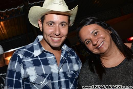 Shirley Souza entrevista Marcus e Belutti na Estância Nativa Sertaneja