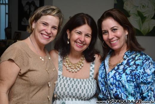 Silvia Máximo comemora seus 55 anos entre amigas