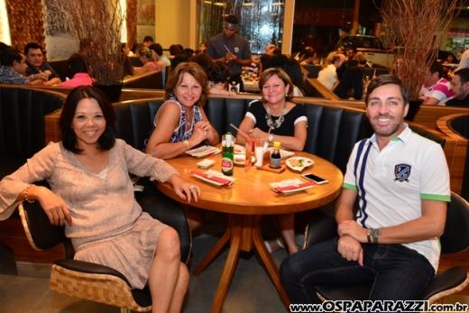 Colunista participa da inauguração do Restaurante Asami Sushi