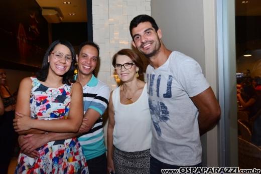 Colunista participa da inauguração do Restaurante Asami Sushi