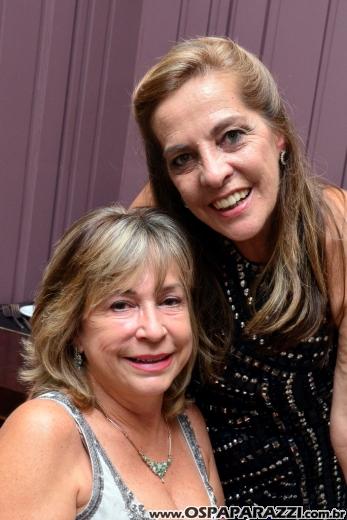Nazira Madureira comemora aniversário no Restaurante 14 Bis