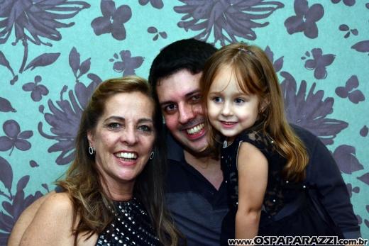 Nazira Madureira comemora aniversário no Restaurante 14 Bis