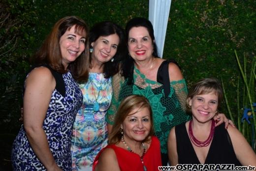 Vera e Delvio Buffulin comemoram aniversário entre amigos no fim de semana