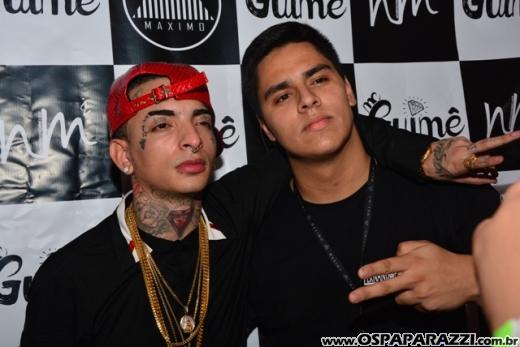 MC Guimê ostenta com seu funk na Festa Fantasia da Estância Nativa