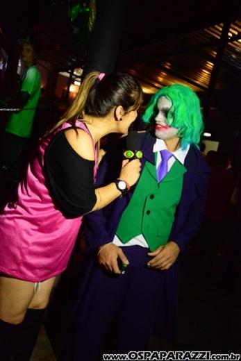MC Guimê ostenta com seu funk na Festa Fantasia da Estância Nativa