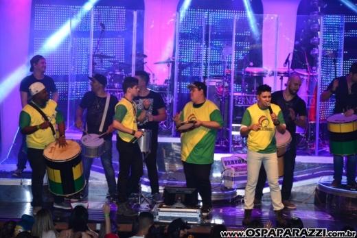 MC Guimê ostenta com seu funk na Festa Fantasia da Estância Nativa