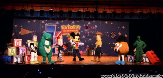 Estória de Brinquedo! Incrível mundo de Toy Story no Teatro Univap