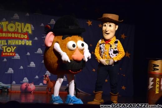 Estória de Brinquedo! Incrível mundo de Toy Story no Teatro Univap