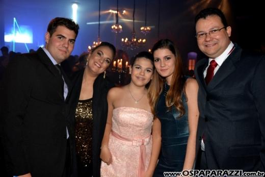 O lado mais descolado de Londres é a Festa de 15 anos de Gabriela Moura
