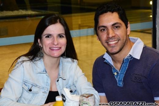 Filippo Ferraz e Artur Diniz inauguram St Joe Burger no Aquárius