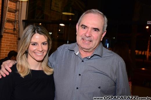Filippo Ferraz e Artur Diniz inauguram St Joe Burger no Aquárius