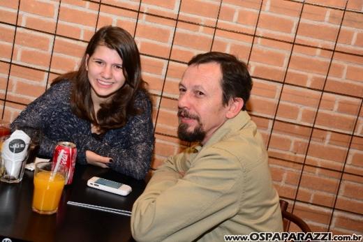 Filippo Ferraz e Artur Diniz inauguram St Joe Burger no Aquárius
