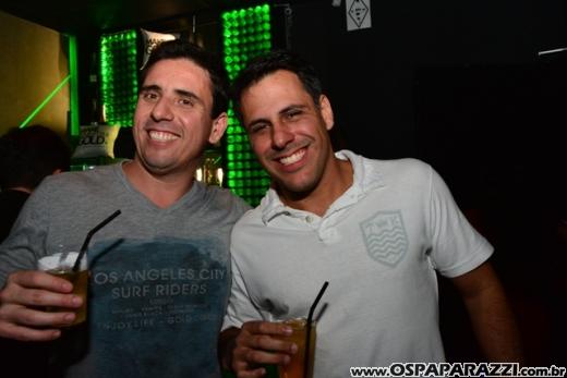 Guten Club tem Festa Ploc nas quintas de Agosto em SJCampos