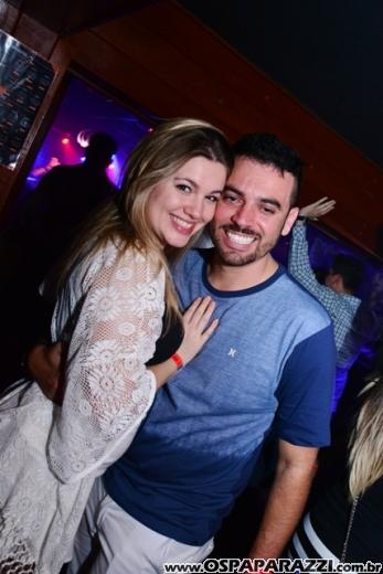 Fernando e Fabiano cantam Cara de Pau no Guten Club