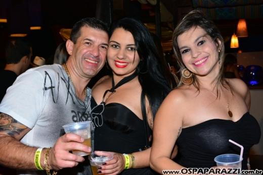 Coluna Social de OsPaparazzi acompanha aniversário de Fauez Rachid