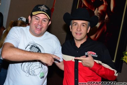 Coluna Social de OsPaparazzi acompanha aniversário de Fauez Rachid