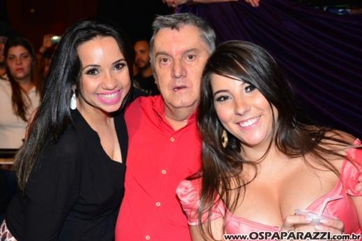 Coluna Social de OsPaparazzi acompanha aniversário de Fauez Rachid