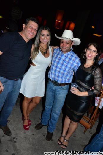 Coluna Social de OsPaparazzi acompanha aniversário de Fauez Rachid