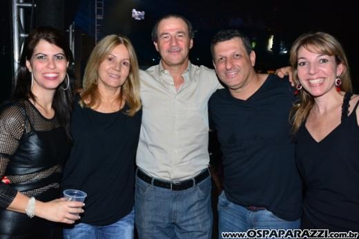 Coluna Social de OsPaparazzi acompanha aniversário de Fauez Rachid