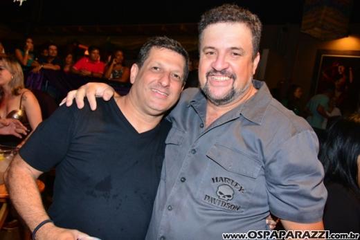 Coluna Social de OsPaparazzi acompanha aniversário de Fauez Rachid