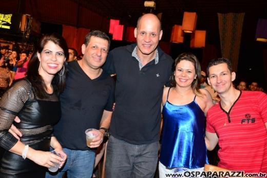 Coluna Social de OsPaparazzi acompanha aniversário de Fauez Rachid
