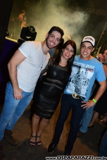 Coluna Social de OsPaparazzi acompanha aniversário de Fauez Rachid