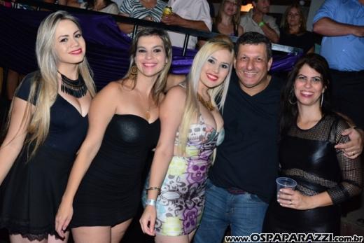 Coluna Social de OsPaparazzi acompanha aniversário de Fauez Rachid